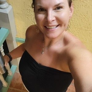 Meet your Posher, Posh